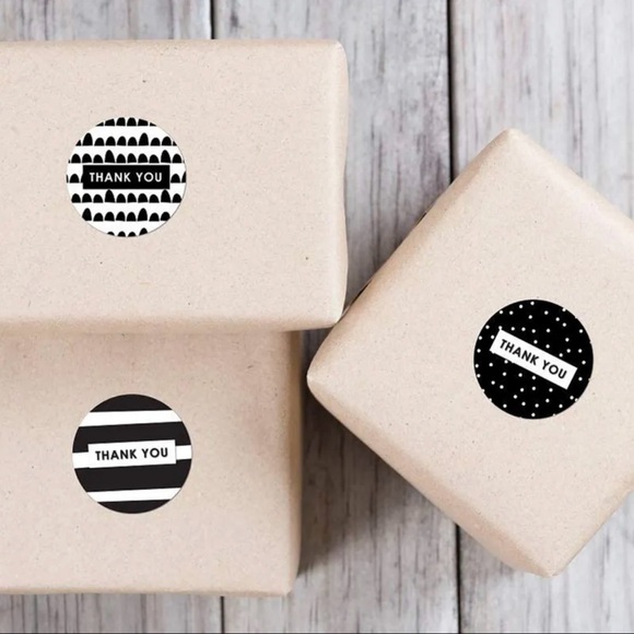 500 pc sticker roll - Picture 3 of 4